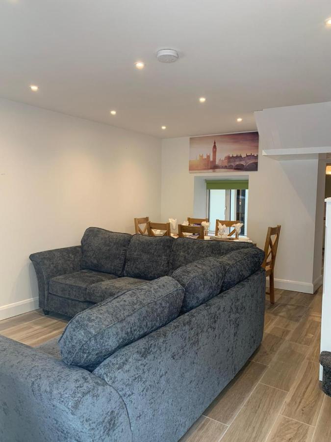 Eyre Square Lane Budget Rooms 골웨이 외부 사진