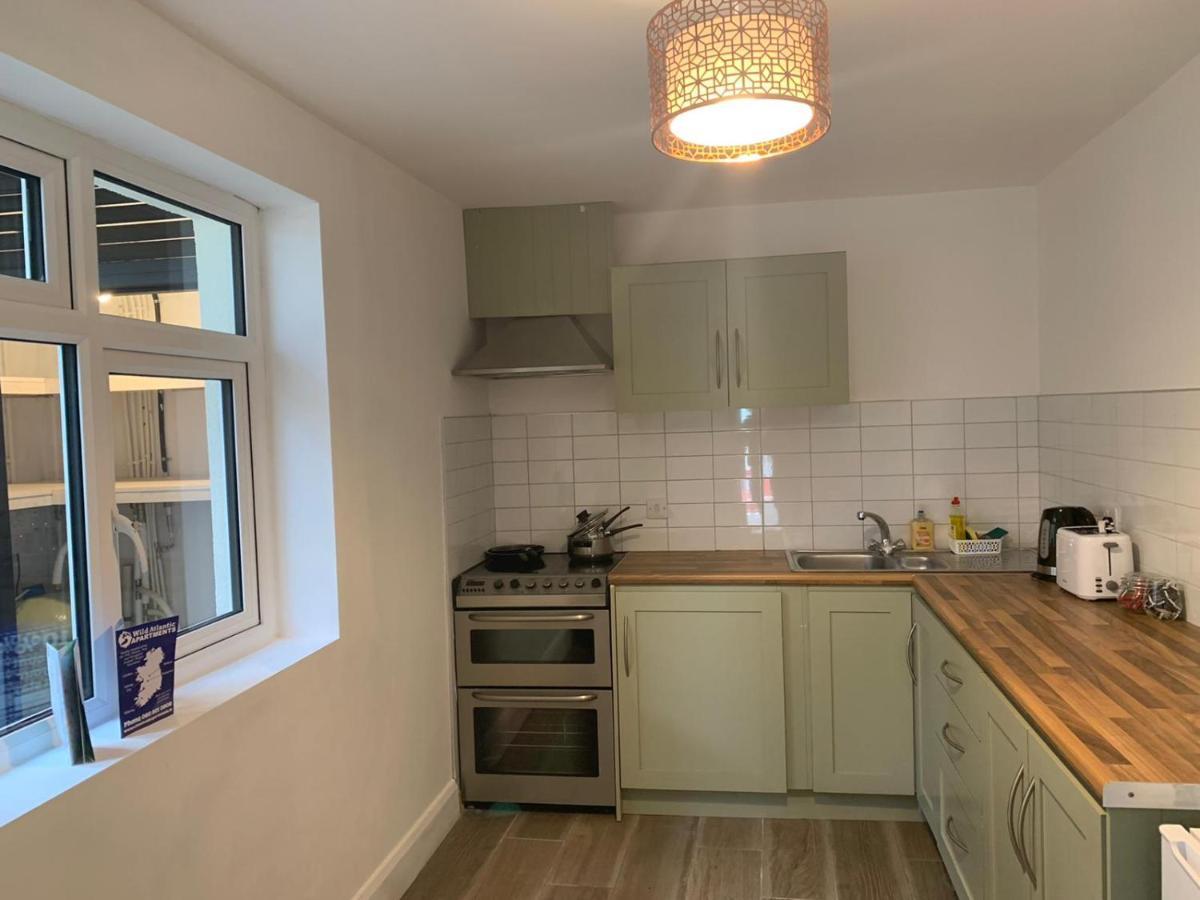 Eyre Square Lane Budget Rooms 골웨이 외부 사진
