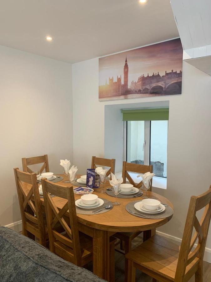 Eyre Square Lane Budget Rooms 골웨이 외부 사진