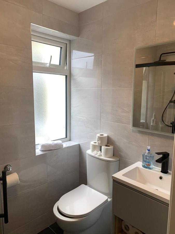 Eyre Square Lane Budget Rooms 골웨이 외부 사진