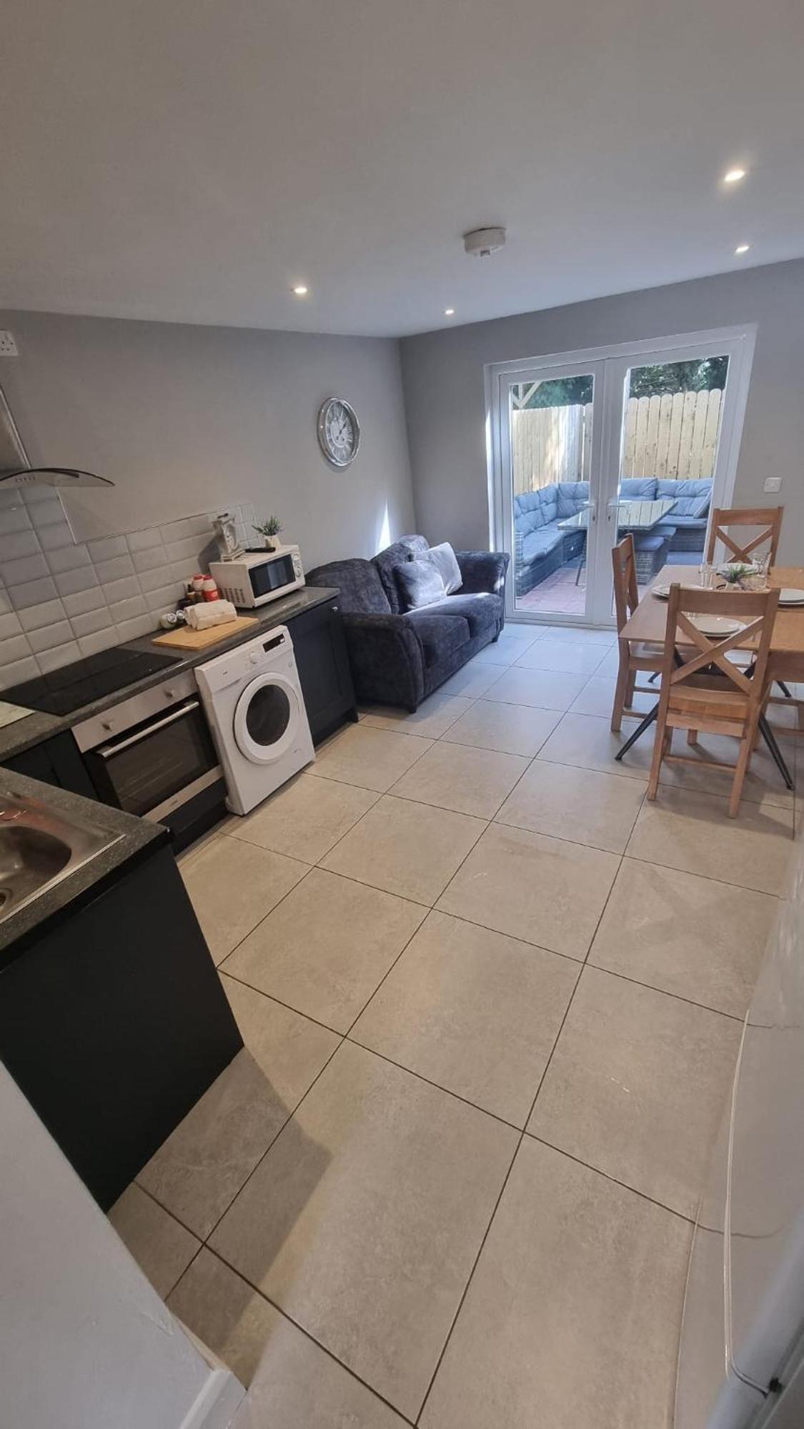 Eyre Square Lane Budget Rooms 골웨이 외부 사진