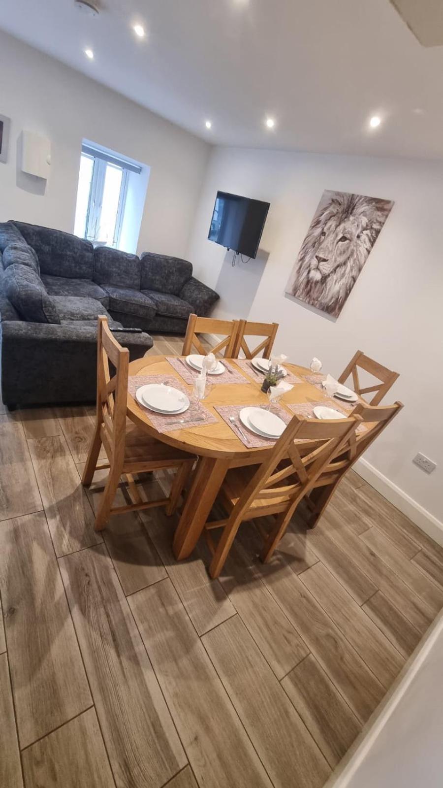 Eyre Square Lane Budget Rooms 골웨이 외부 사진