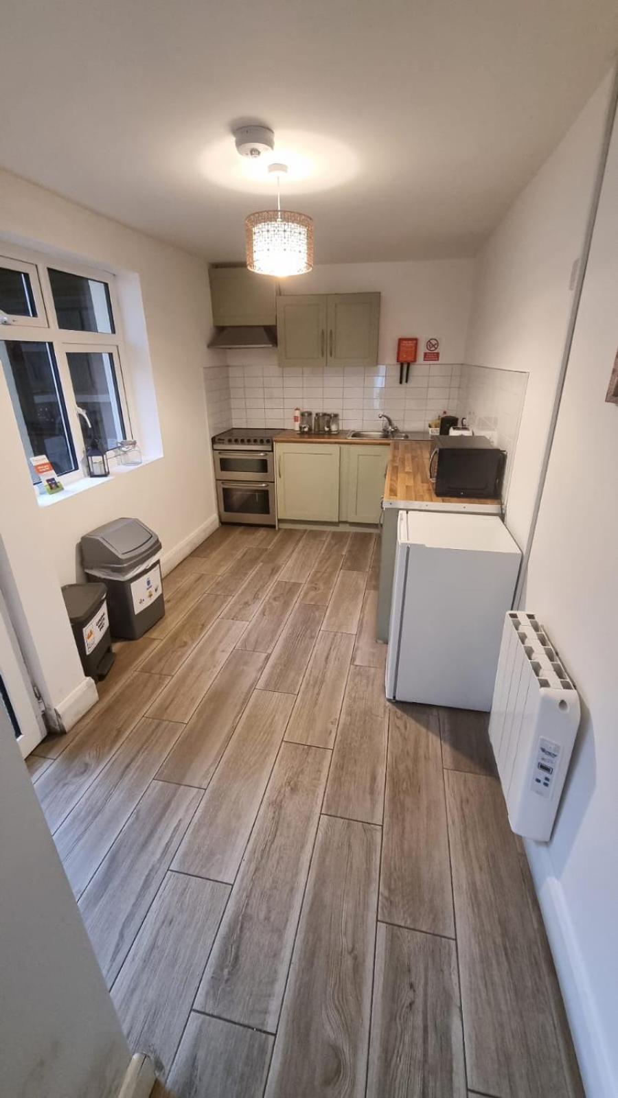 Eyre Square Lane Budget Rooms 골웨이 외부 사진