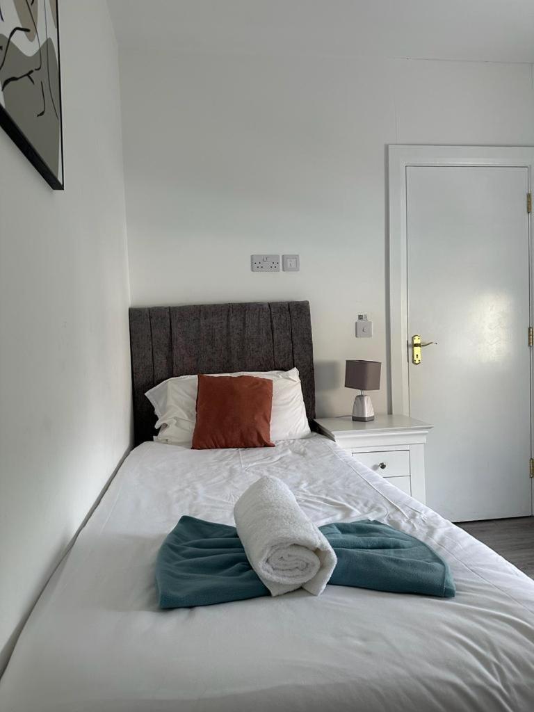 Eyre Square Lane Budget Rooms 골웨이 외부 사진